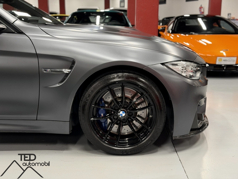 BMW M4 DKG 431cv Carbono