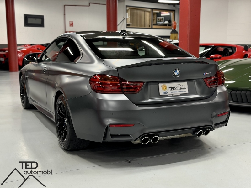BMW M4 DKG 431cv Carbono