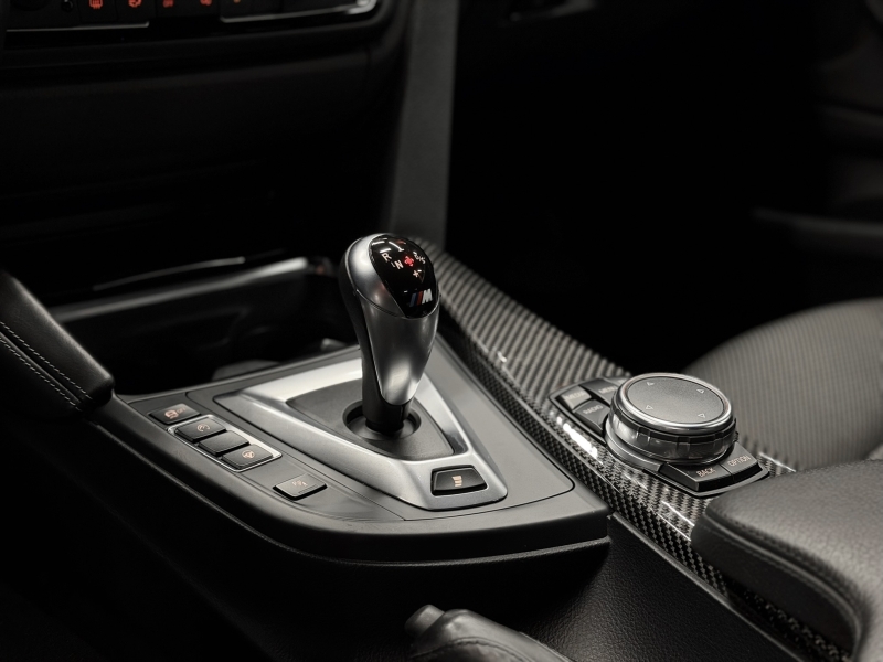 BMW M4 DKG 431cv Carbono
