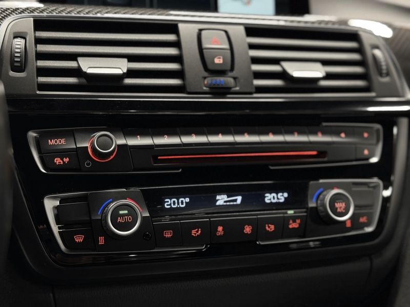 BMW M4 DKG 431cv Carbono