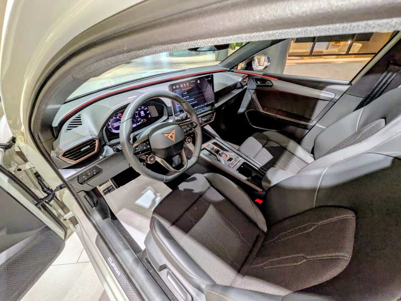 CUPRA LEON SPORTSTOURER 1.5 eTSI 150 CV DSG-7