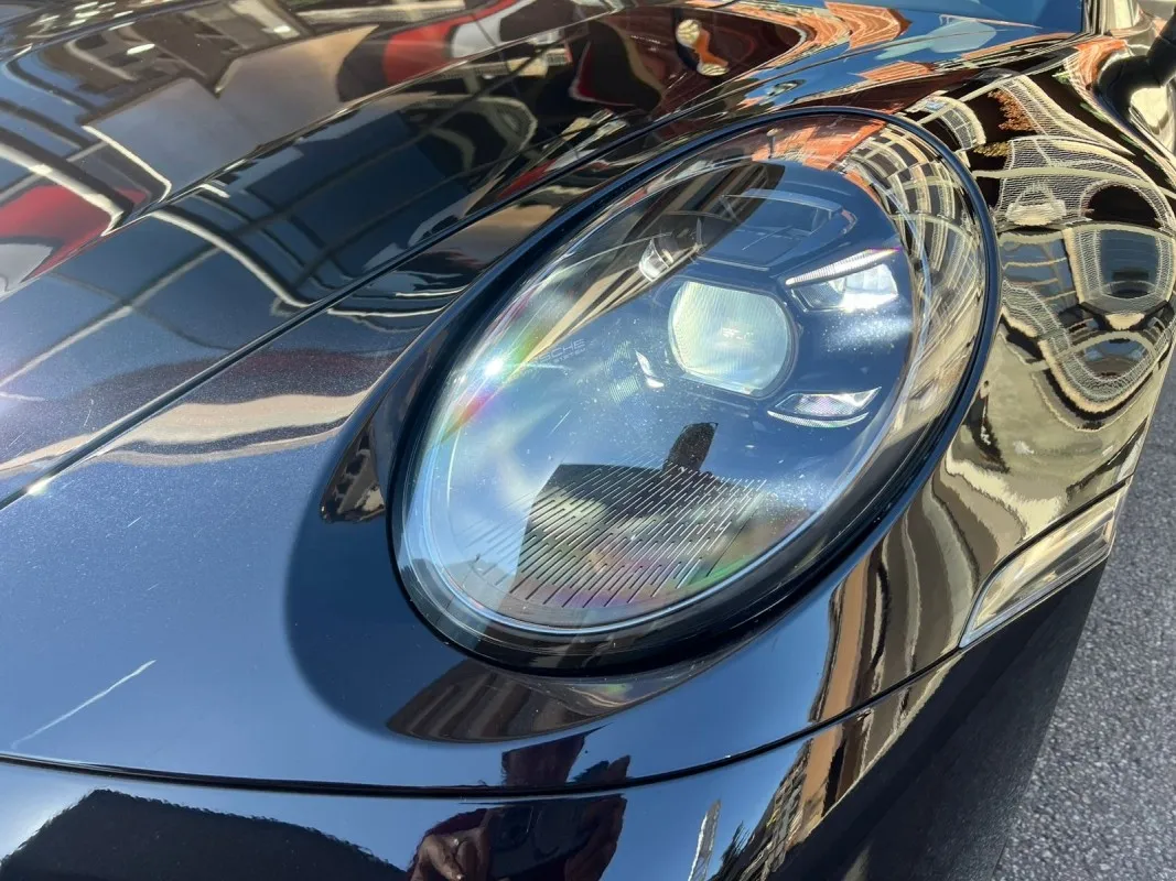 Porsche 911 - 992 Turbo