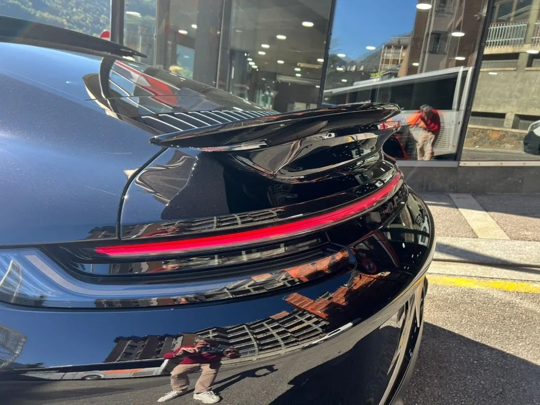 Porsche 911 - 992 Turbo