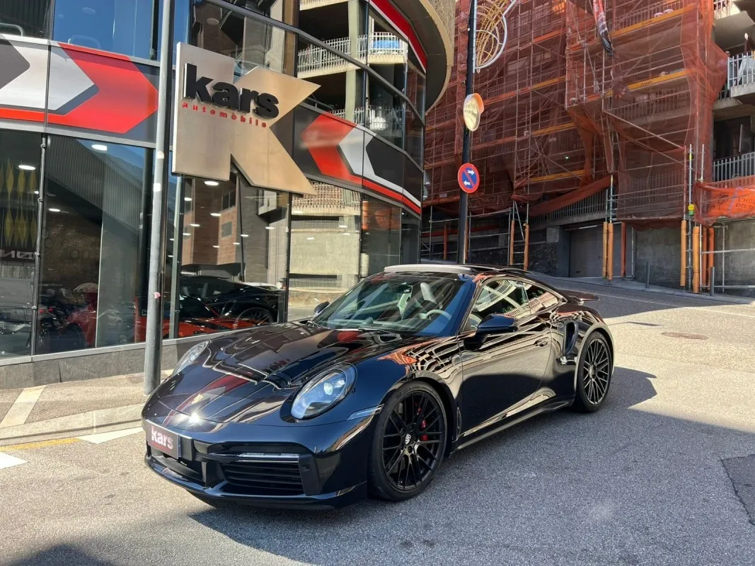 Porsche 911 - 992 Turbo