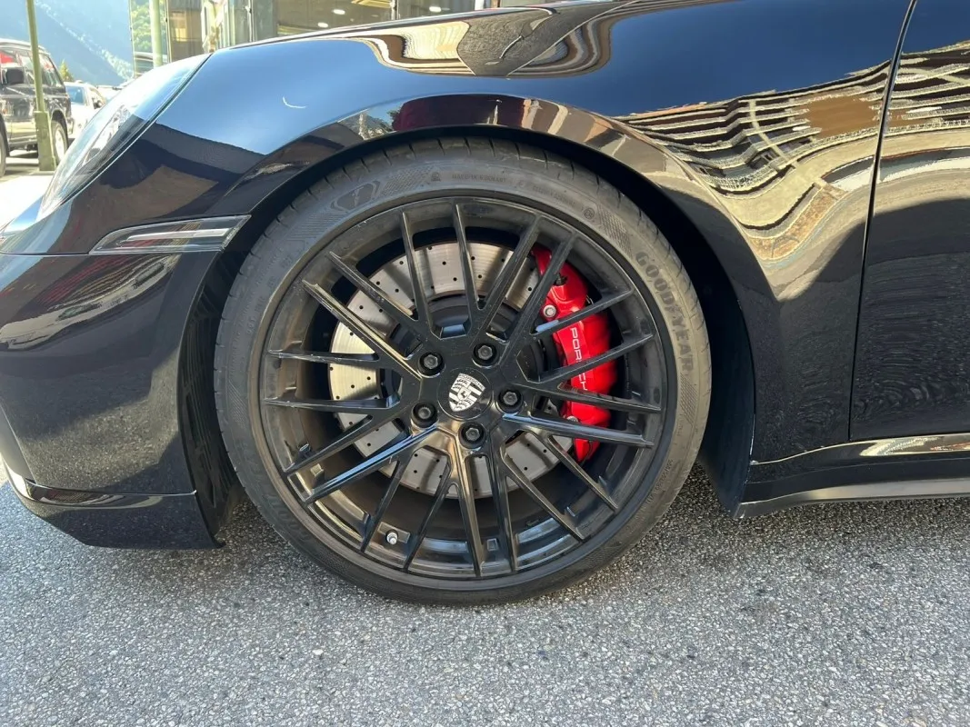 Porsche 911 - 992 Turbo