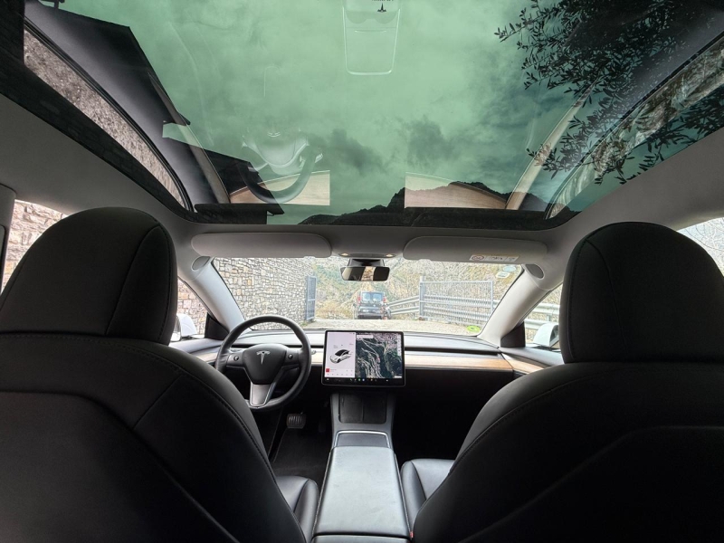 TESLA MODEL 3 DUAL MOTOR LONG RANGE FSD