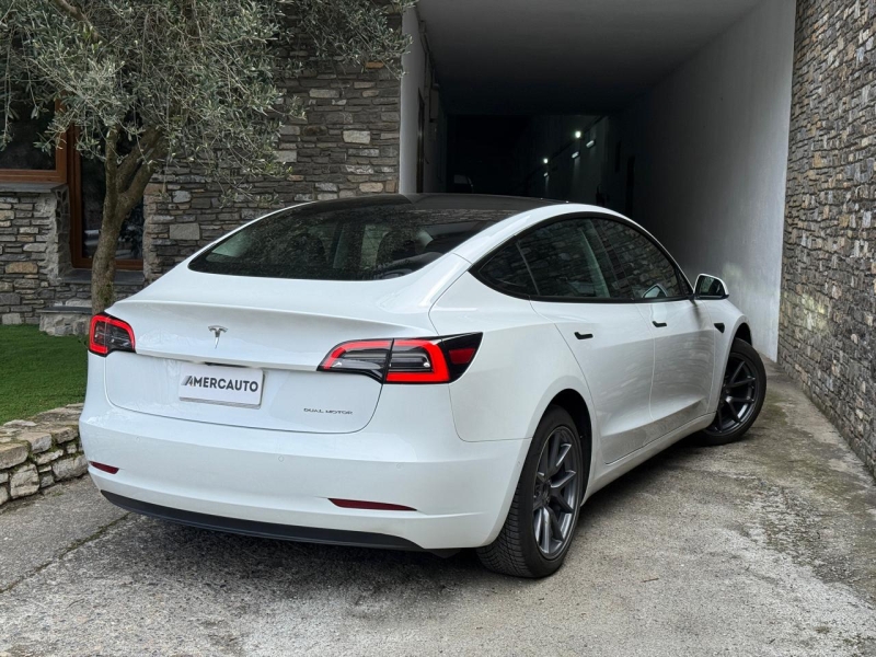 TESLA MODEL 3 DUAL MOTOR LONG RANGE FSD
