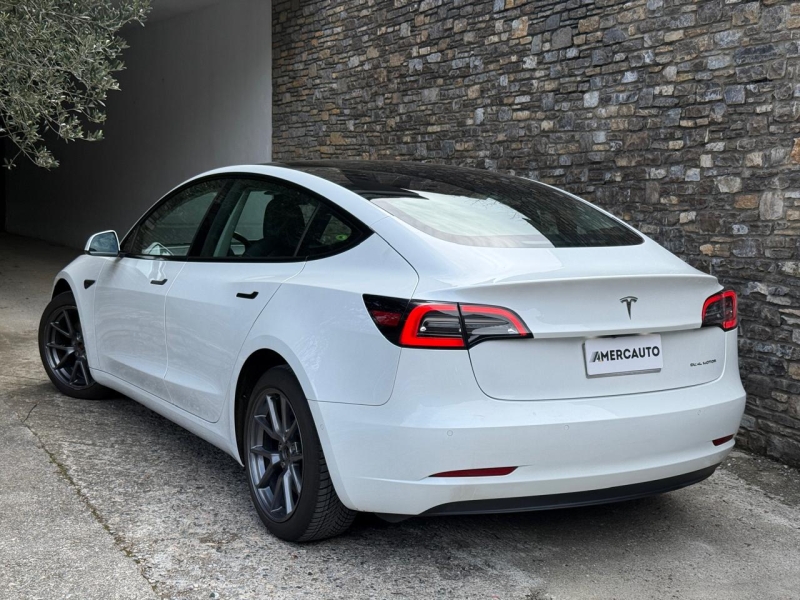 TESLA MODEL 3 DUAL MOTOR LONG RANGE FSD