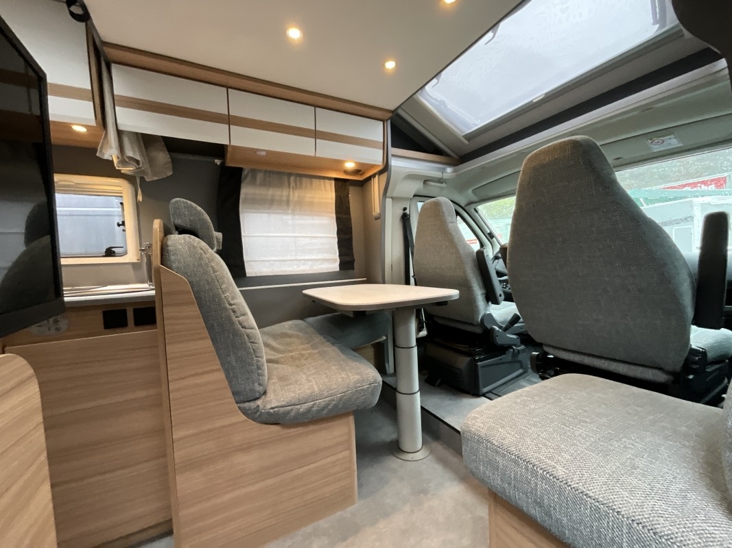 Dethleffs Just T 7052 DBM Just