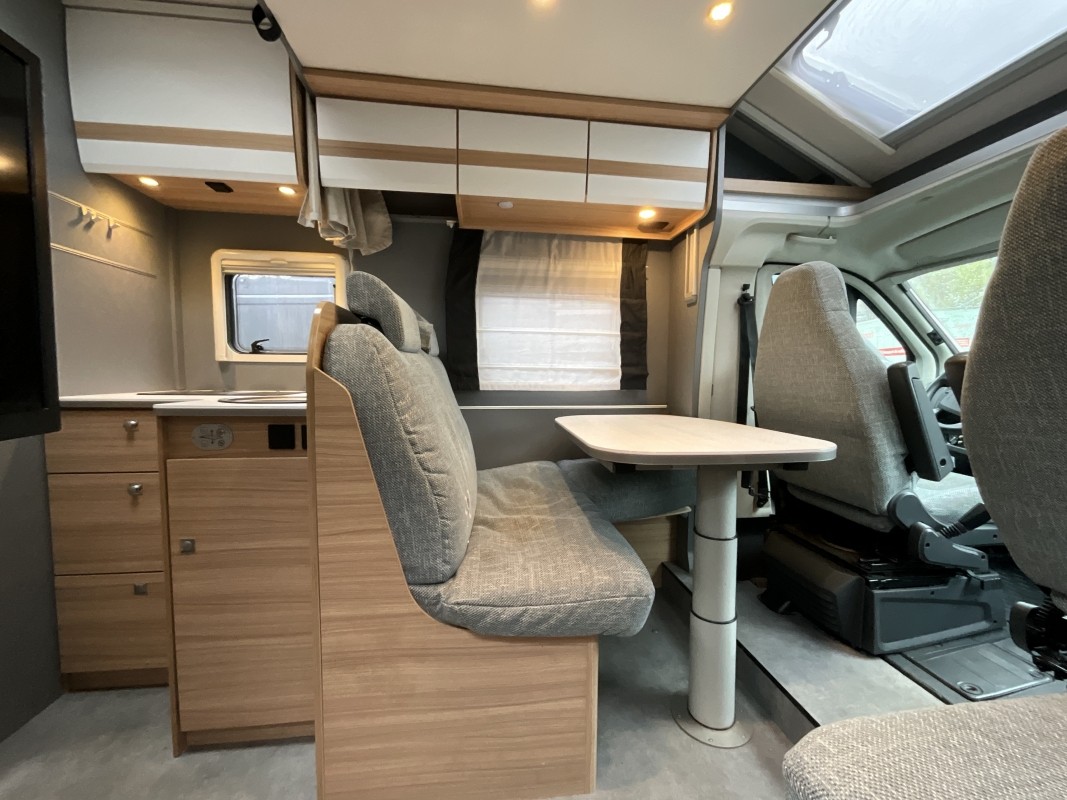 Dethleffs Just T 7052 DBM Just