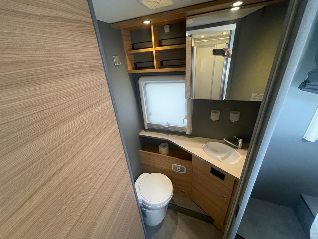 Dethleffs Just T 7052 DBM Just