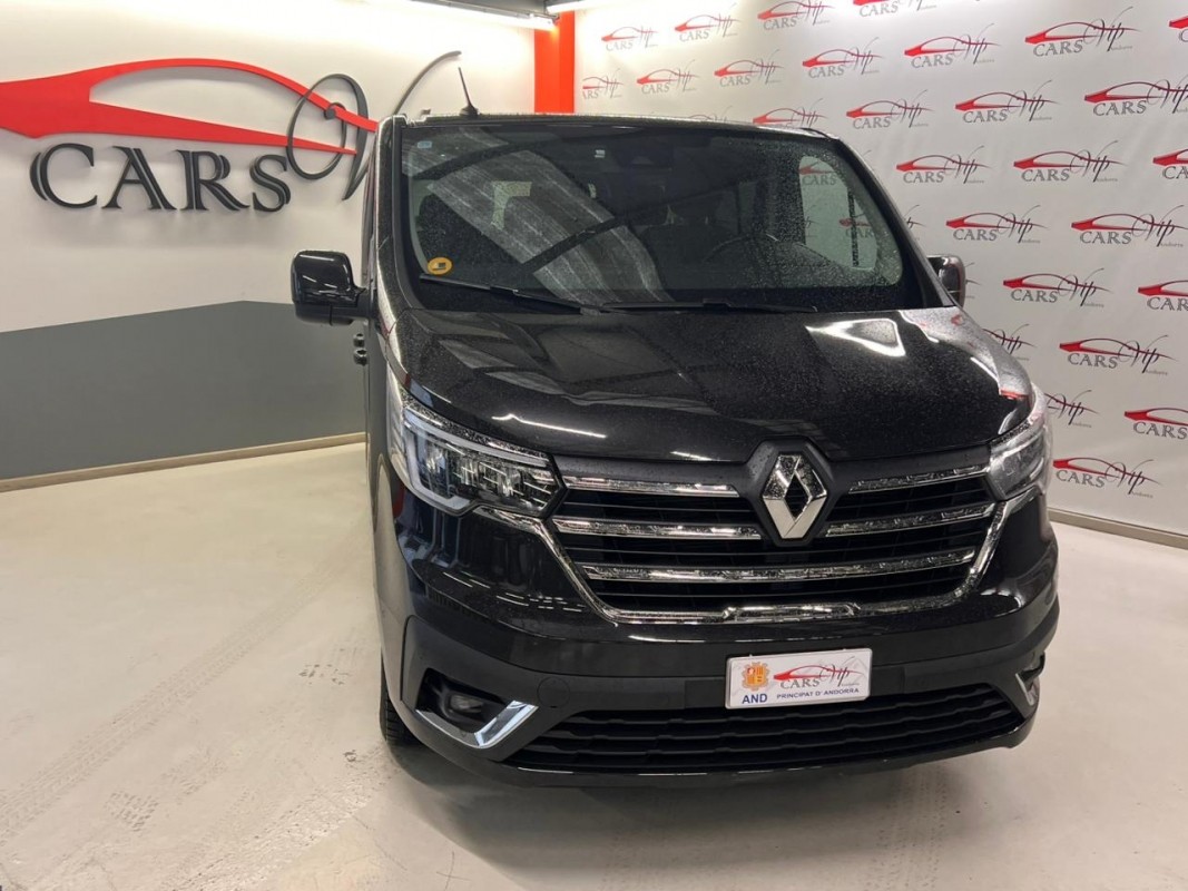 RENAULT TRAFIC Space Class