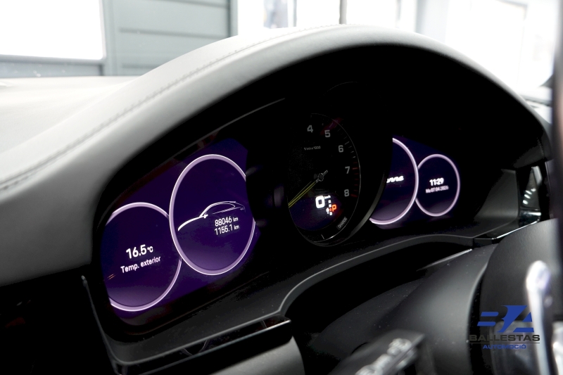 PORSCHE CAYENNE E-HYBRID COUPE 462CV