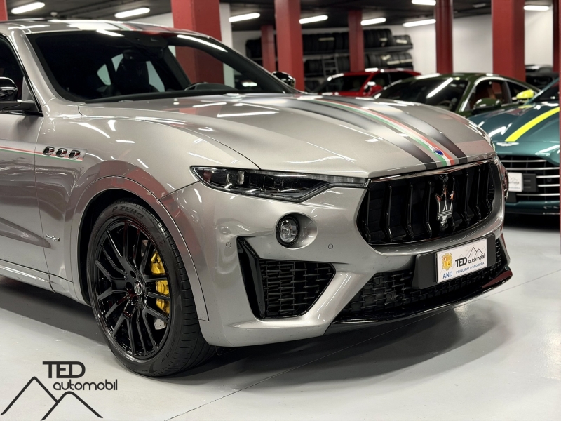 Maserati Levante S 430cv