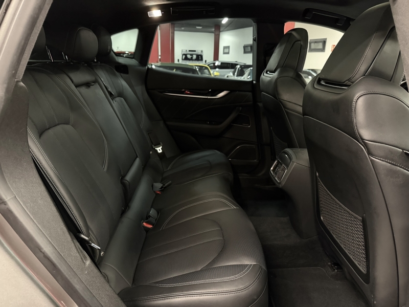 Maserati Levante S 430cv