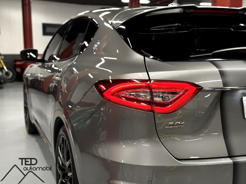 Maserati Levante S 430cv