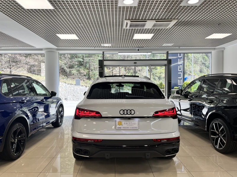 Audi SQ5 II Sportback ( facelift ) 3.0 TDI V6 (341 CV) Mild Hybrid quattro tiptronic  2022.  