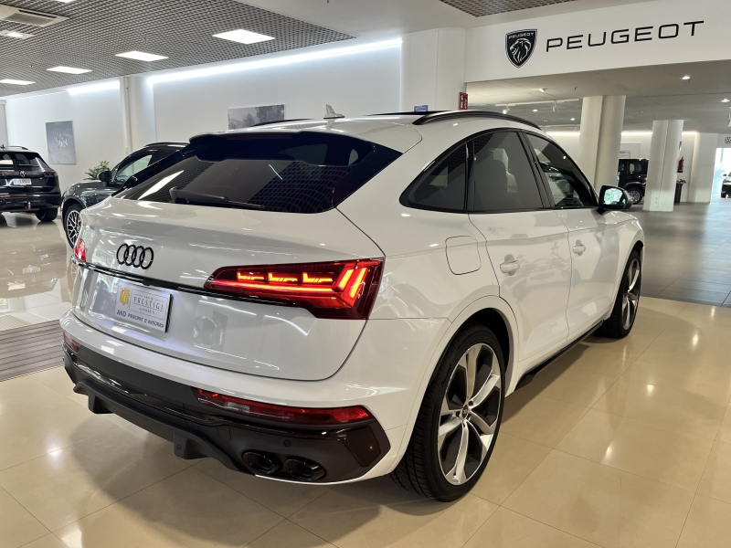 Audi SQ5 II Sportback ( facelift ) 3.0 TDI V6 (341 CV) Mild Hybrid quattro tiptronic  2022.  