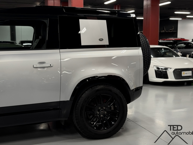 Land Rover Defender 90 D300 HSE X Dynamic 300cv