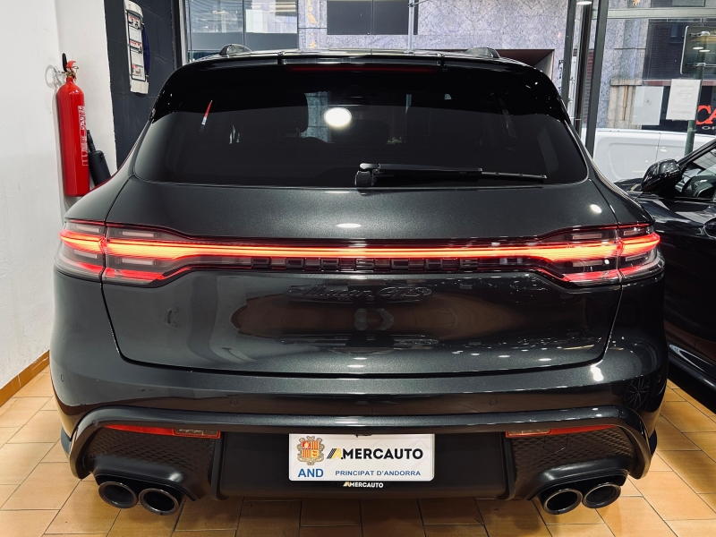 PORCHE MACAN GTS