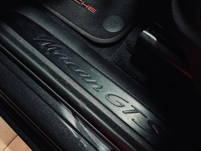 PORCHE MACAN GTS
