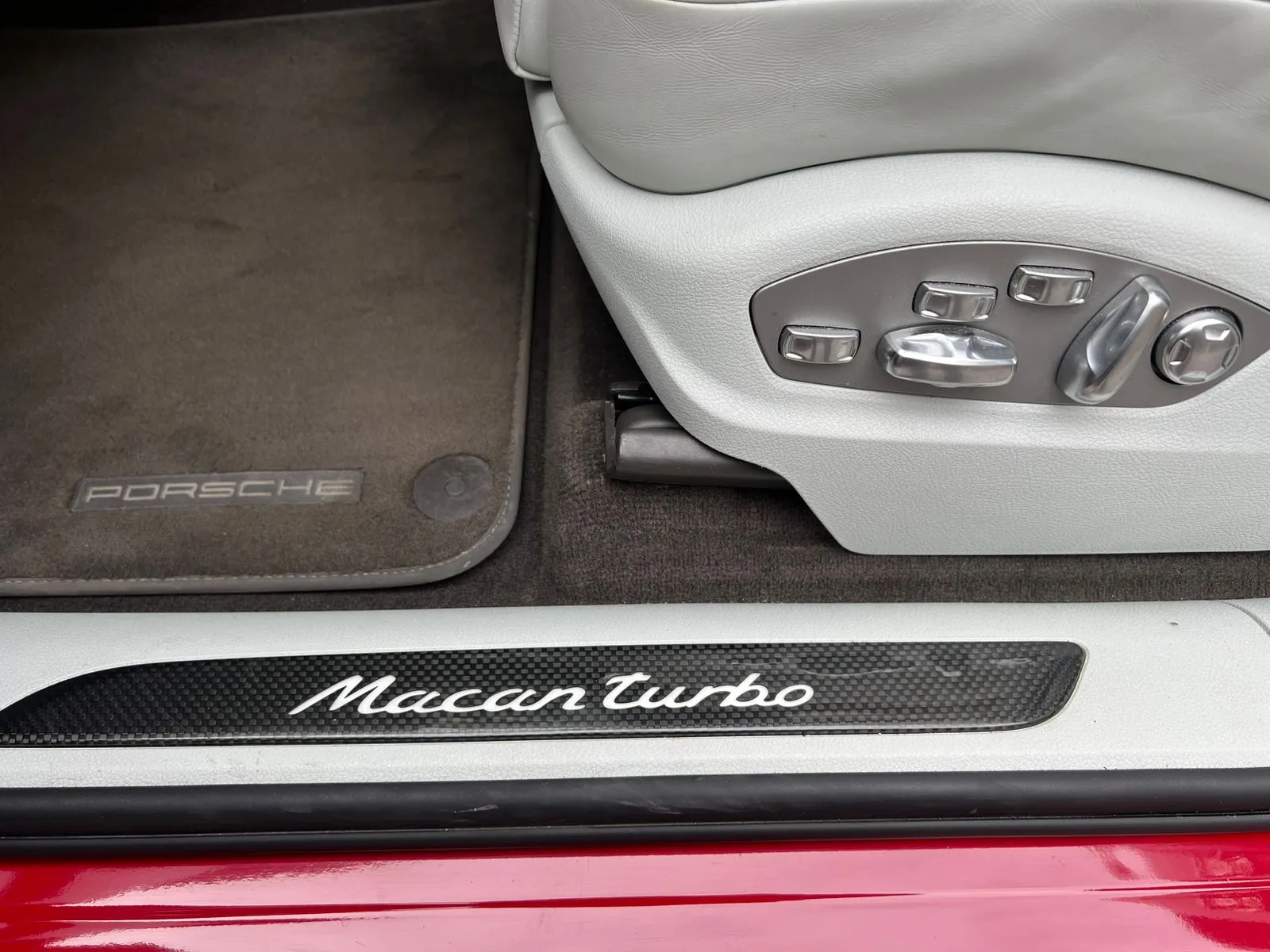 Porsche Macan Turbo (Restyling)