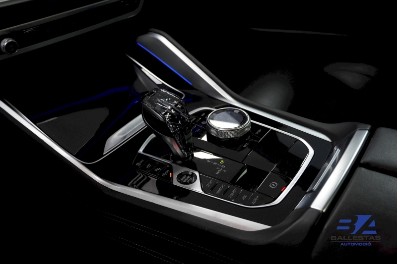 BMW X6 M50i 530CV V8 BITURBO 