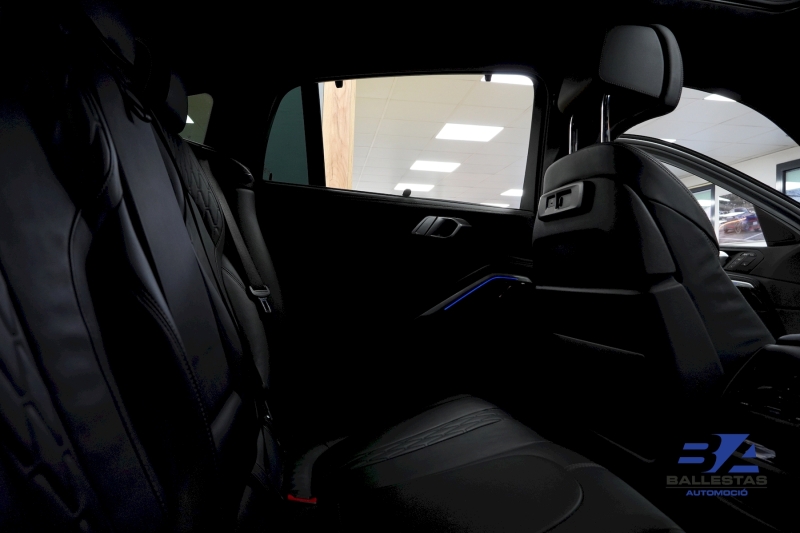 BMW X6 M50i 530CV V8 BITURBO 