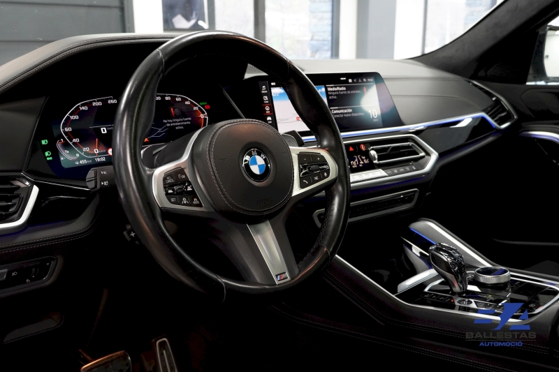 BMW X6 M50i 530CV V8 BITURBO 