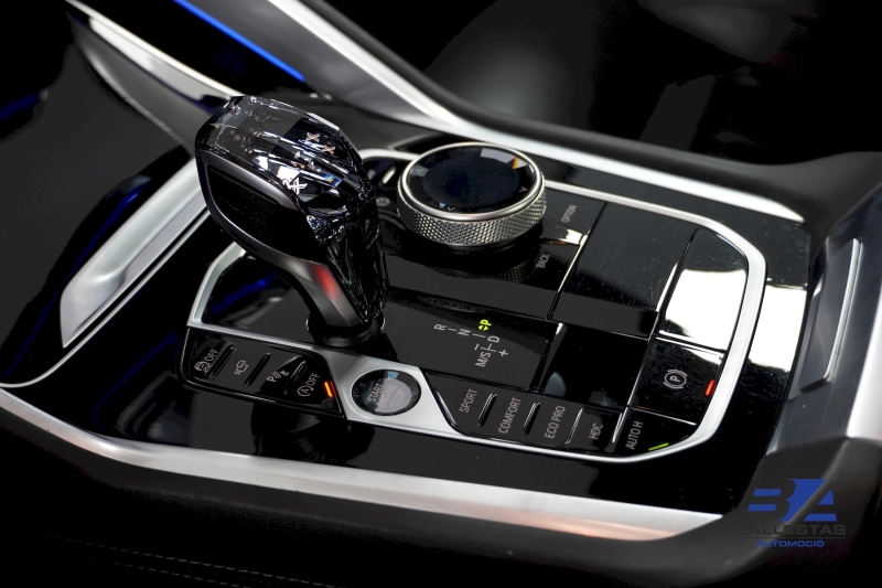 BMW X6 M50i 530CV V8 BITURBO 