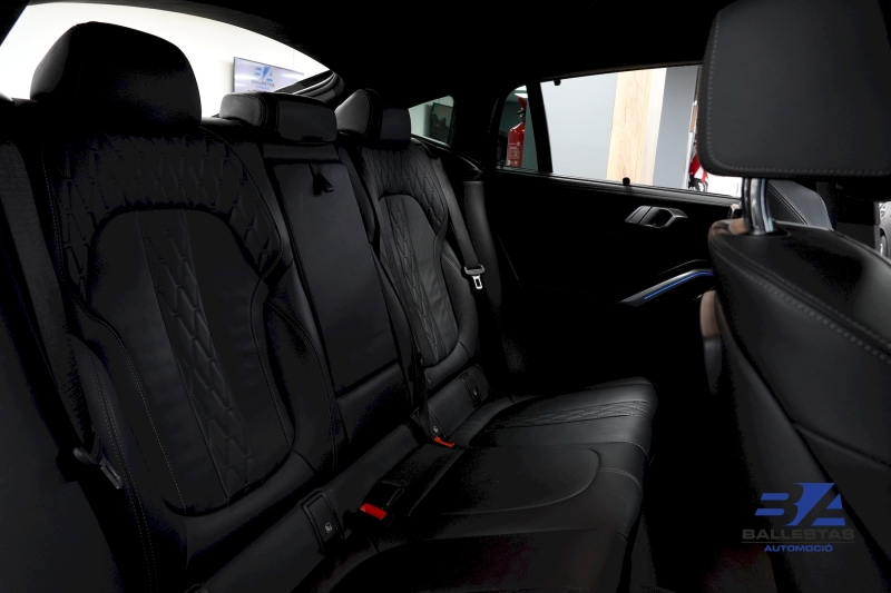 BMW X6 M50i 530CV V8 BITURBO 