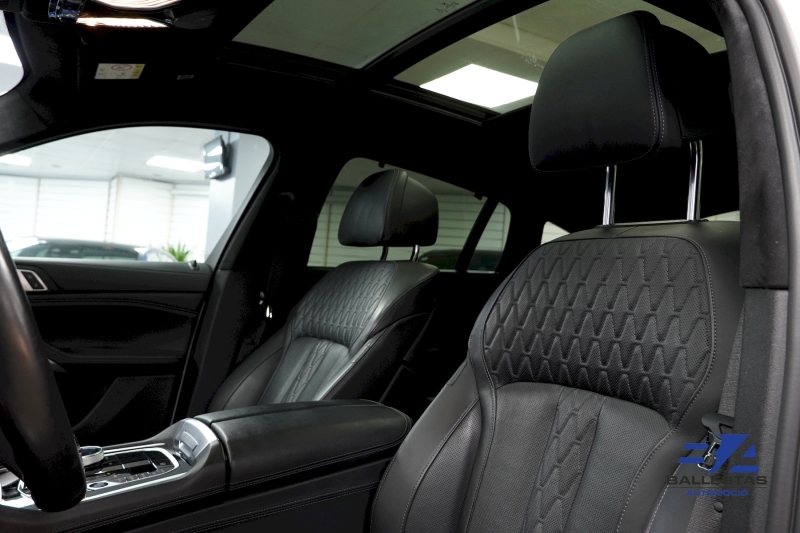 BMW X6 M50i 530CV V8 BITURBO 