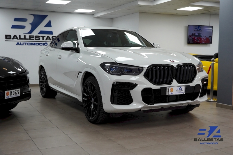 BMW X6 M50i 530CV V8 BITURBO 