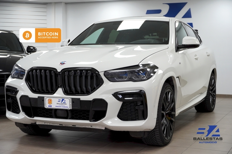 BMW X6 M50i 530CV V8 BITURBO 