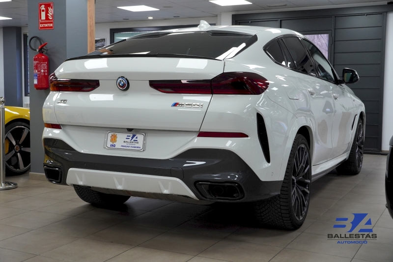 BMW X6 M50i 530CV V8 BITURBO 