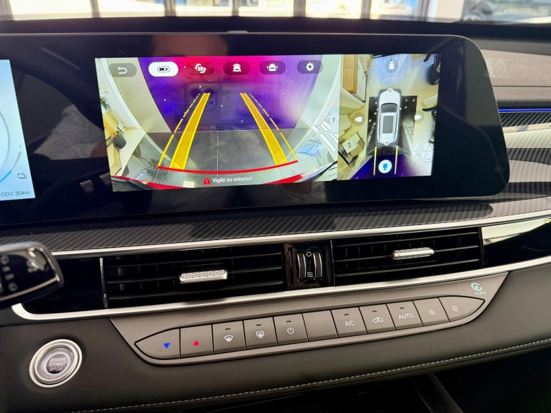 Ebro S700 HEV Luxury 1.6 TGDI 