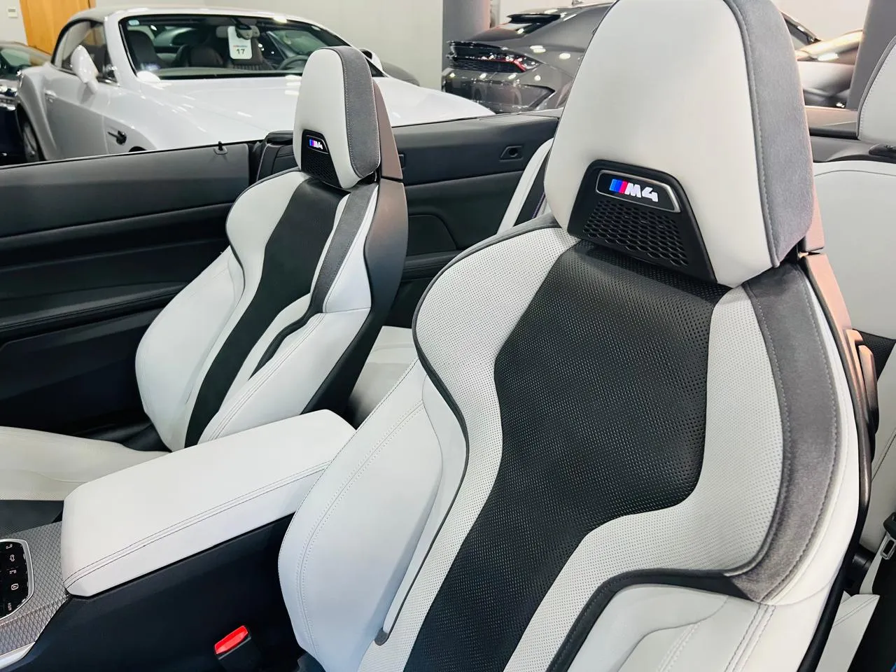 BMW M4 COMPETITION M xDrive