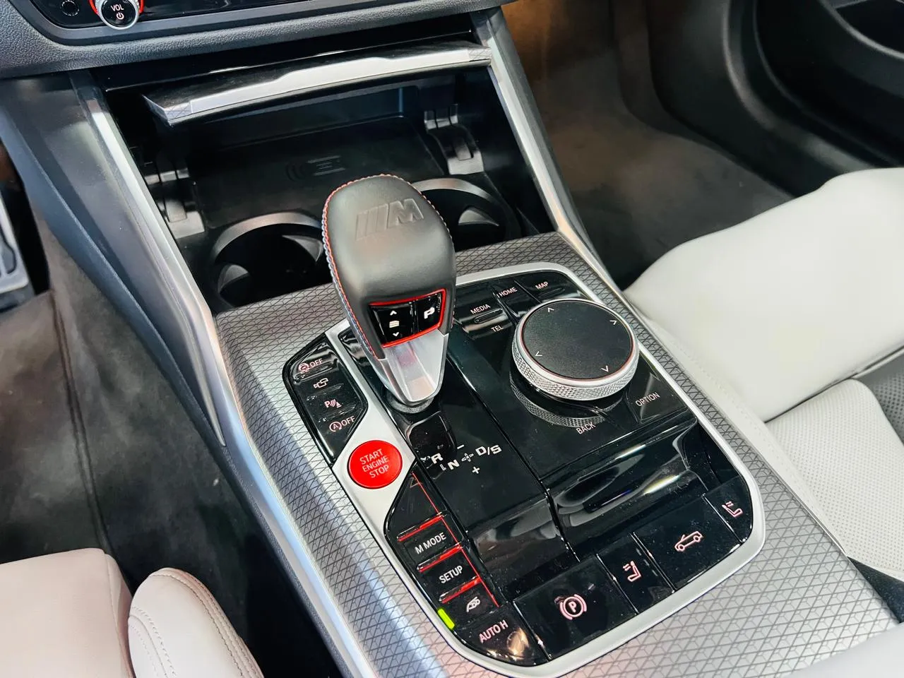 BMW M4 COMPETITION M xDrive