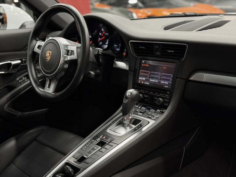 Porsche 911 991 Carrera 4 350cv