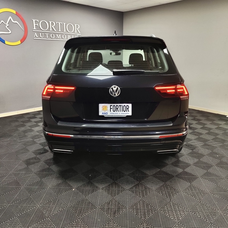 VOLKSWAGEN TIGUAN R-LINE 230CV