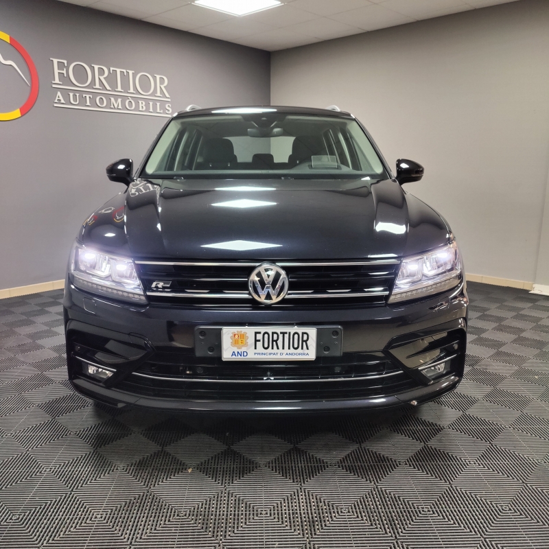 VOLKSWAGEN TIGUAN R-LINE 230CV