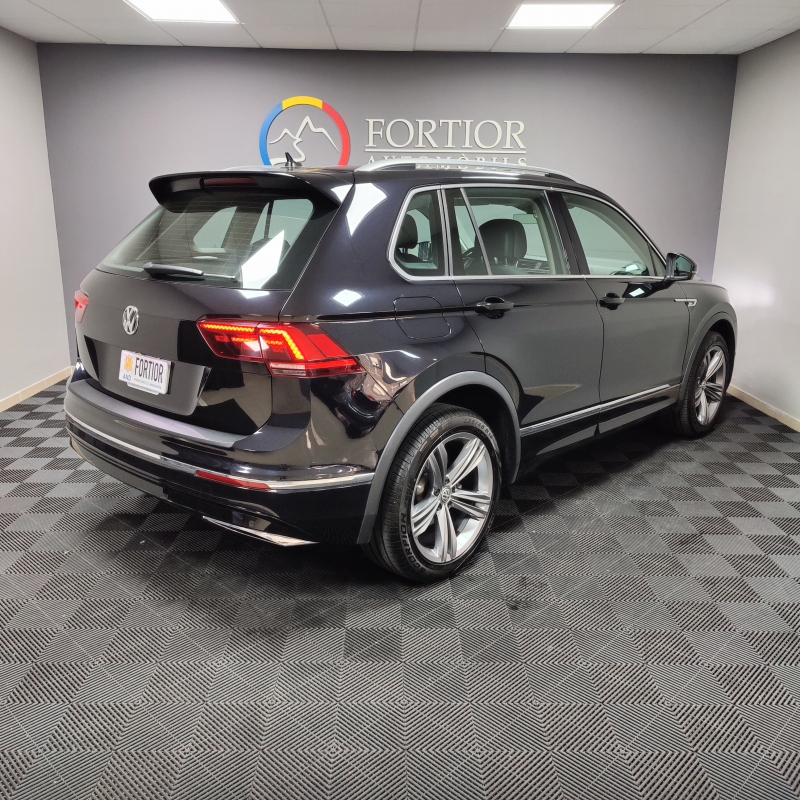 VOLKSWAGEN TIGUAN R-LINE 230CV
