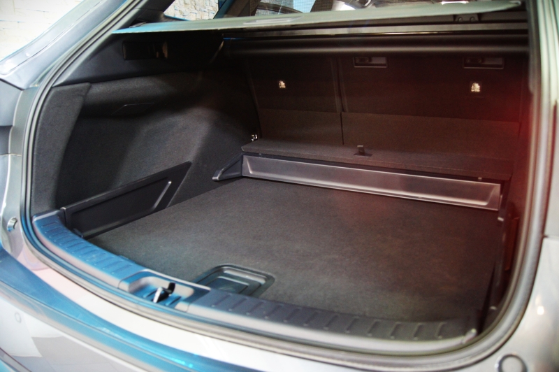 TOYOTA COROLLA TS 1.8 HYBRID 140CV * TOURING *