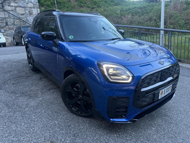 MINI COUTRYMAN SE ALL4  JOHN COOPER WORKS     100%  ELECTRIC