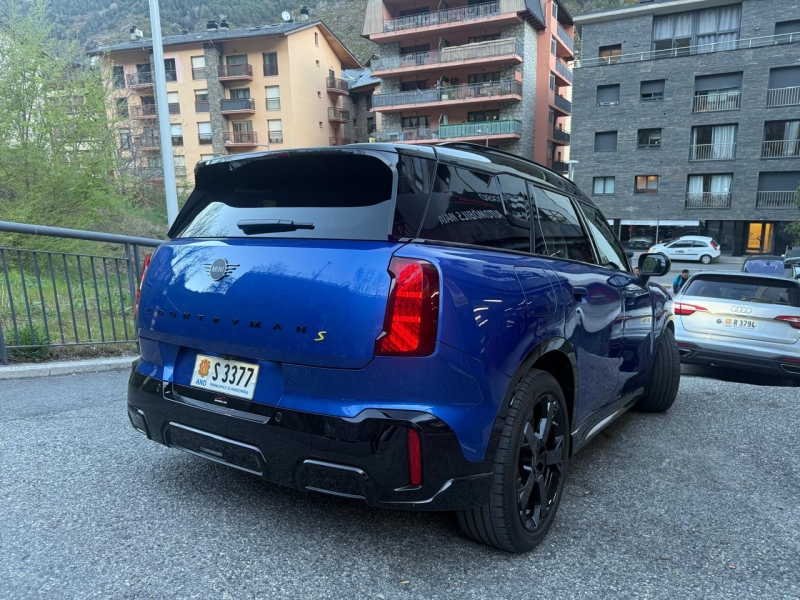 MINI COUTRYMAN SE ALL4  JOHN COOPER WORKS     100%  ELECTRIC