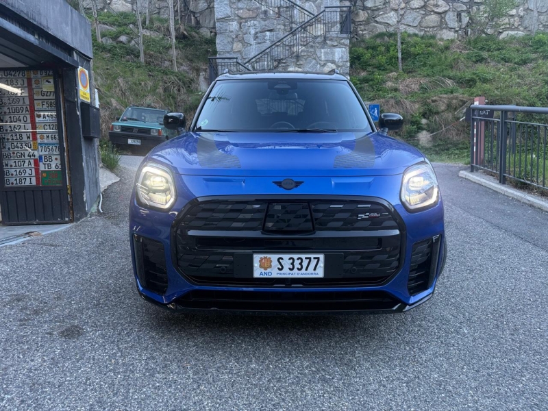 MINI COUTRYMAN SE ALL4  JOHN COOPER WORKS     100%  ELECTRIC