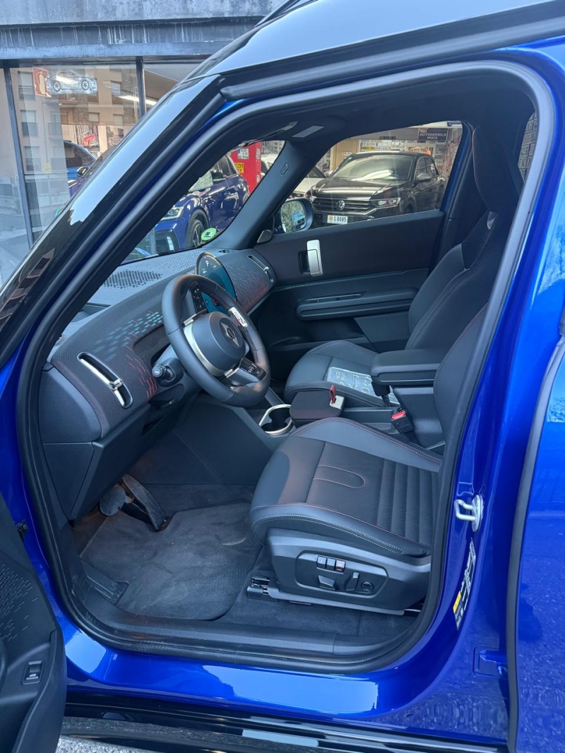 MINI COUTRYMAN SE ALL4  JOHN COOPER WORKS     100%  ELECTRIC