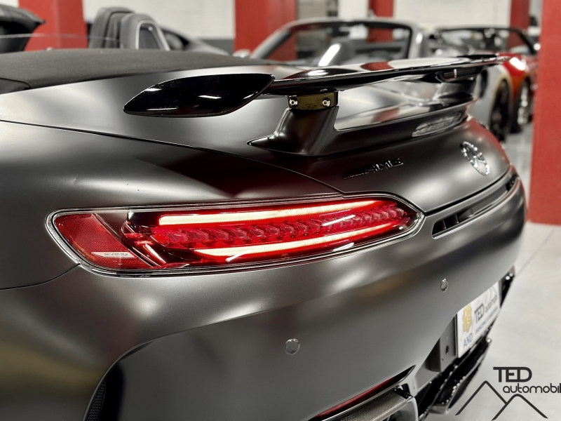 Mercedes-Benz AMG GT R Roadster 585cv 1 de 750