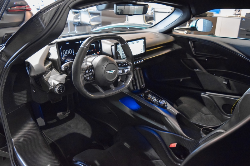 ASTON MARTIN VALHALLA