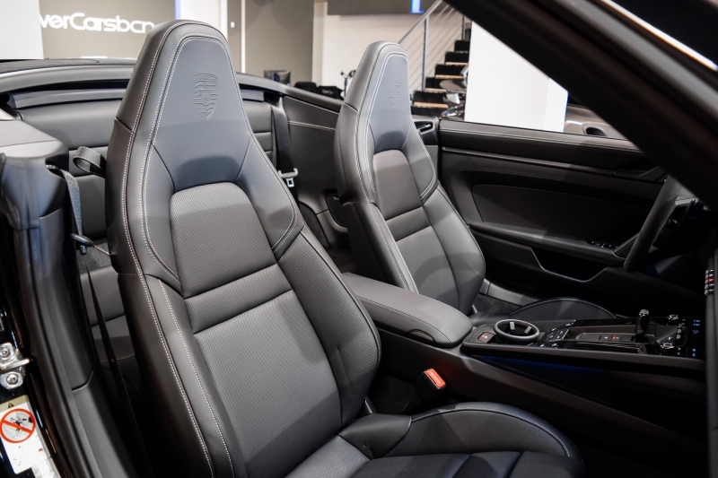 Porsche 911 Carrera GTS Cabriolet